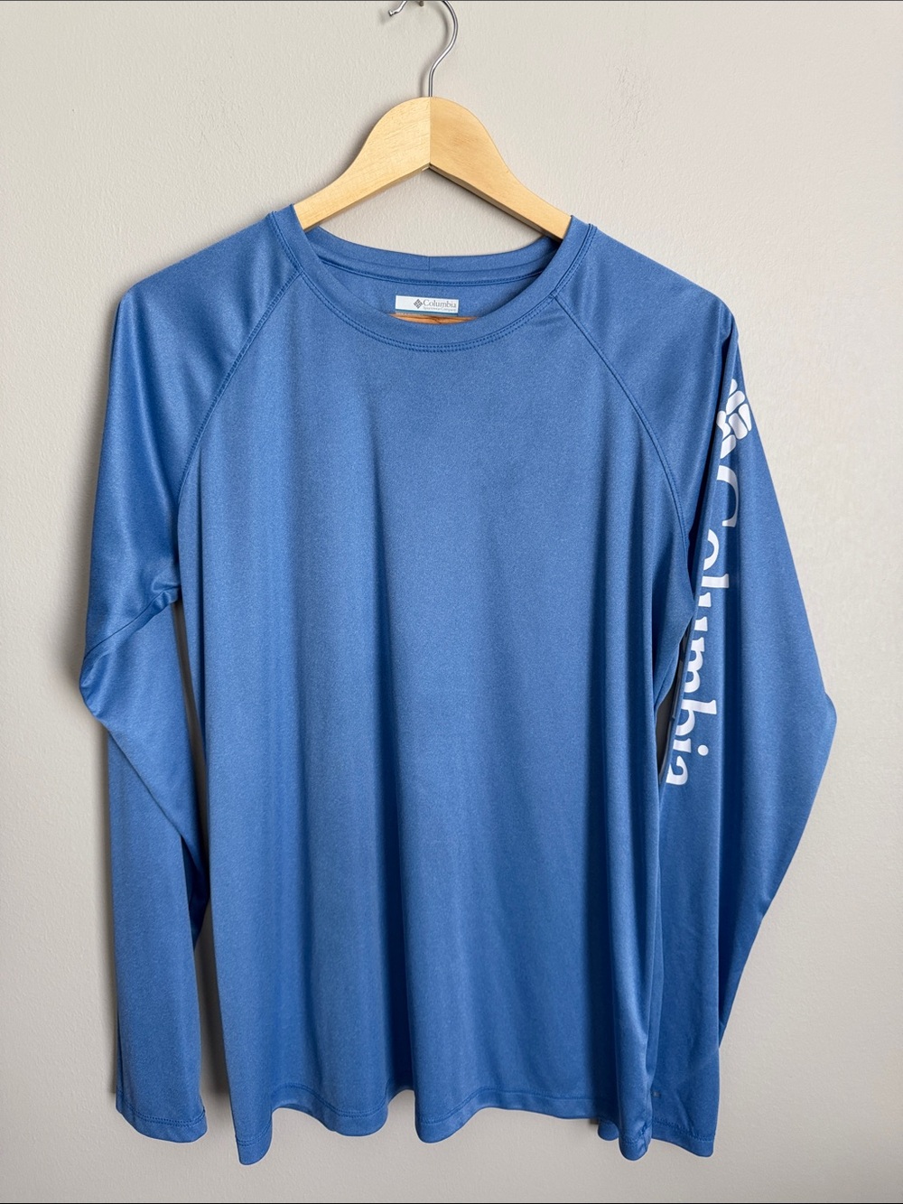 Columbia Women's Long Sleeve Performance Tee - Blue